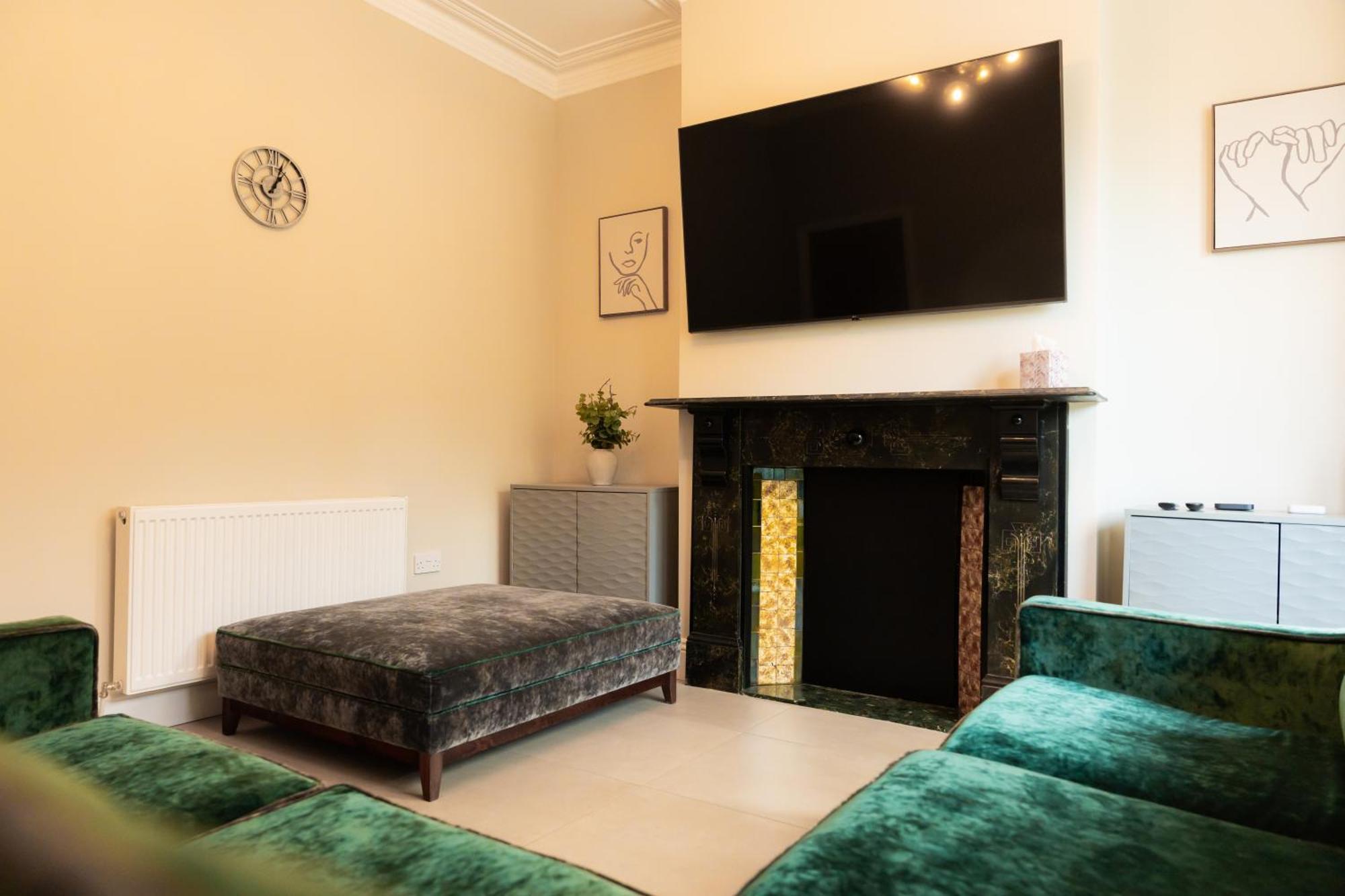Casa Arkles - Next To Stadium - Free Parking Holiday home