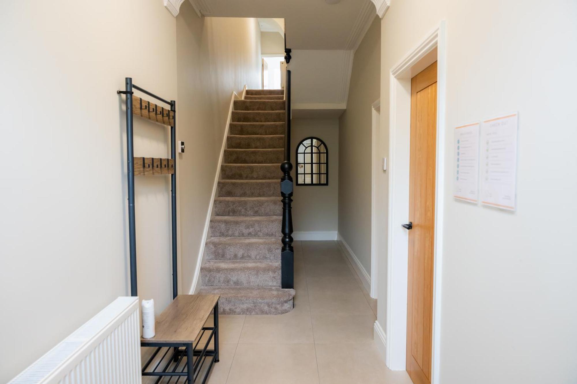 Casa Arkles - Next To Stadium - Free Parking Holiday home *