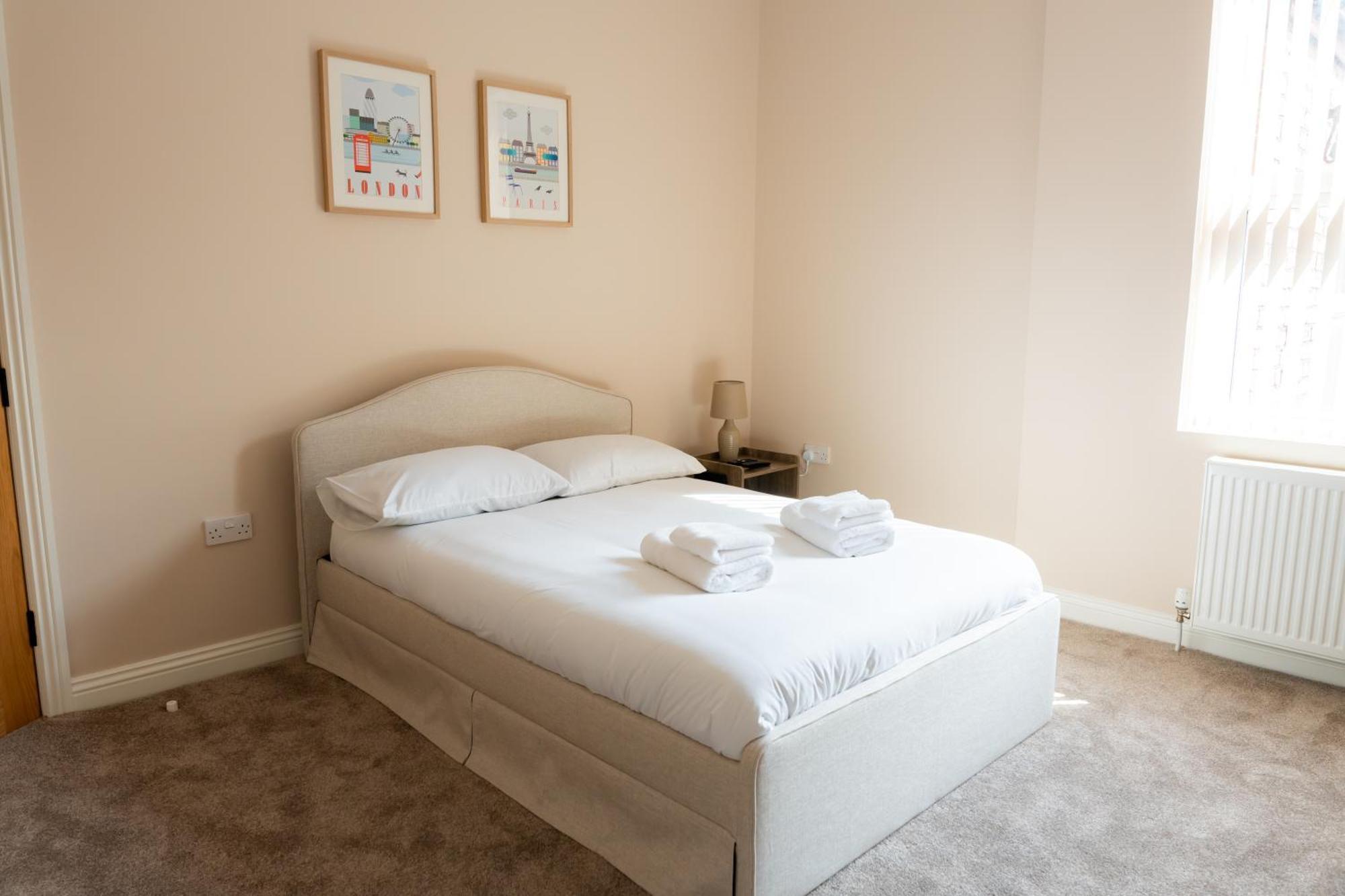 Casa Arkles - Next To Stadium - Free Parking Liverpool